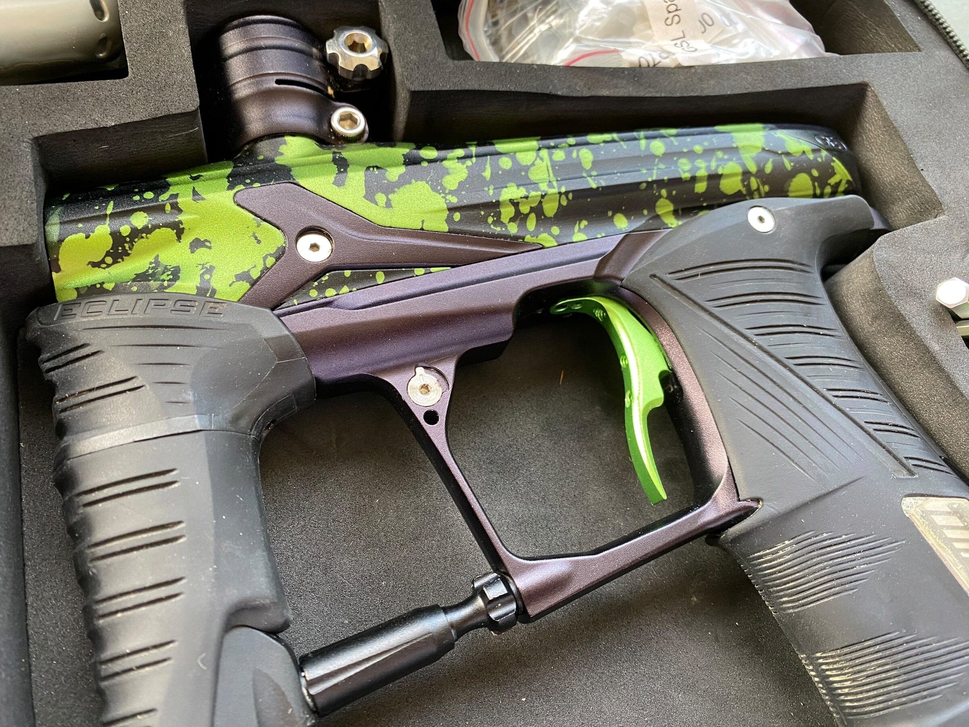 Used Planet Eclipse Geo 3.5 Paintball Gun Green/Black Splash Paintball Gun from CPXBrosPaintball Buy/Sell/Trade Paintball Markers, New Paintball Guns, Paintball Hoppers, Paintball Masks, and Hormesis Headbands
