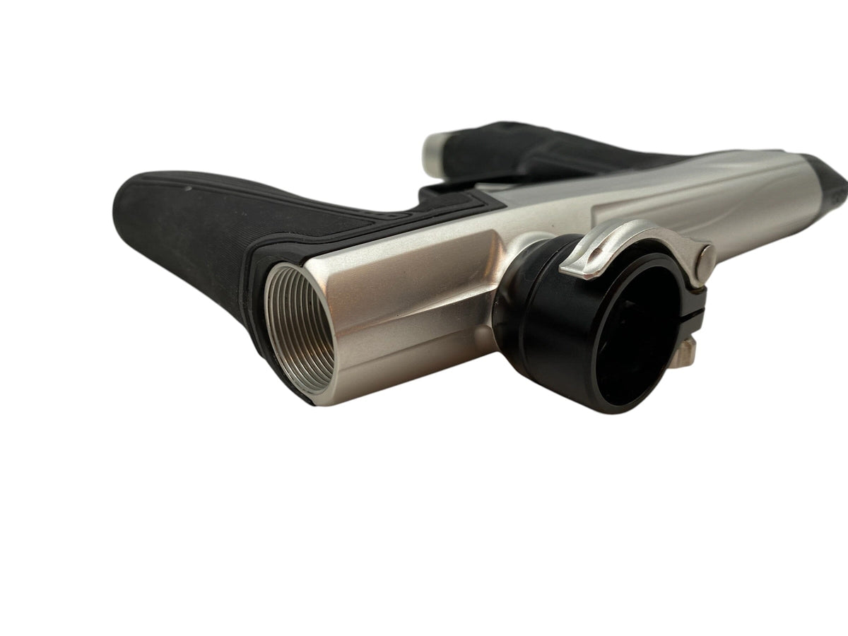 Used Planet Eclipse Geo R5 Silver/Black Paintball Gun Paintball Gun from CPXBrosPaintball Buy/Sell/Trade Paintball Markers, New Paintball Guns, Paintball Hoppers, Paintball Masks, and Hormesis Headbands