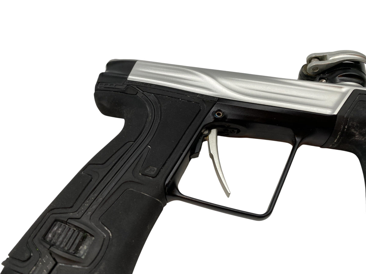 Used Planet Eclipse Geo R5 Silver/Black Paintball Gun Paintball Gun from CPXBrosPaintball Buy/Sell/Trade Paintball Markers, New Paintball Guns, Paintball Hoppers, Paintball Masks, and Hormesis Headbands