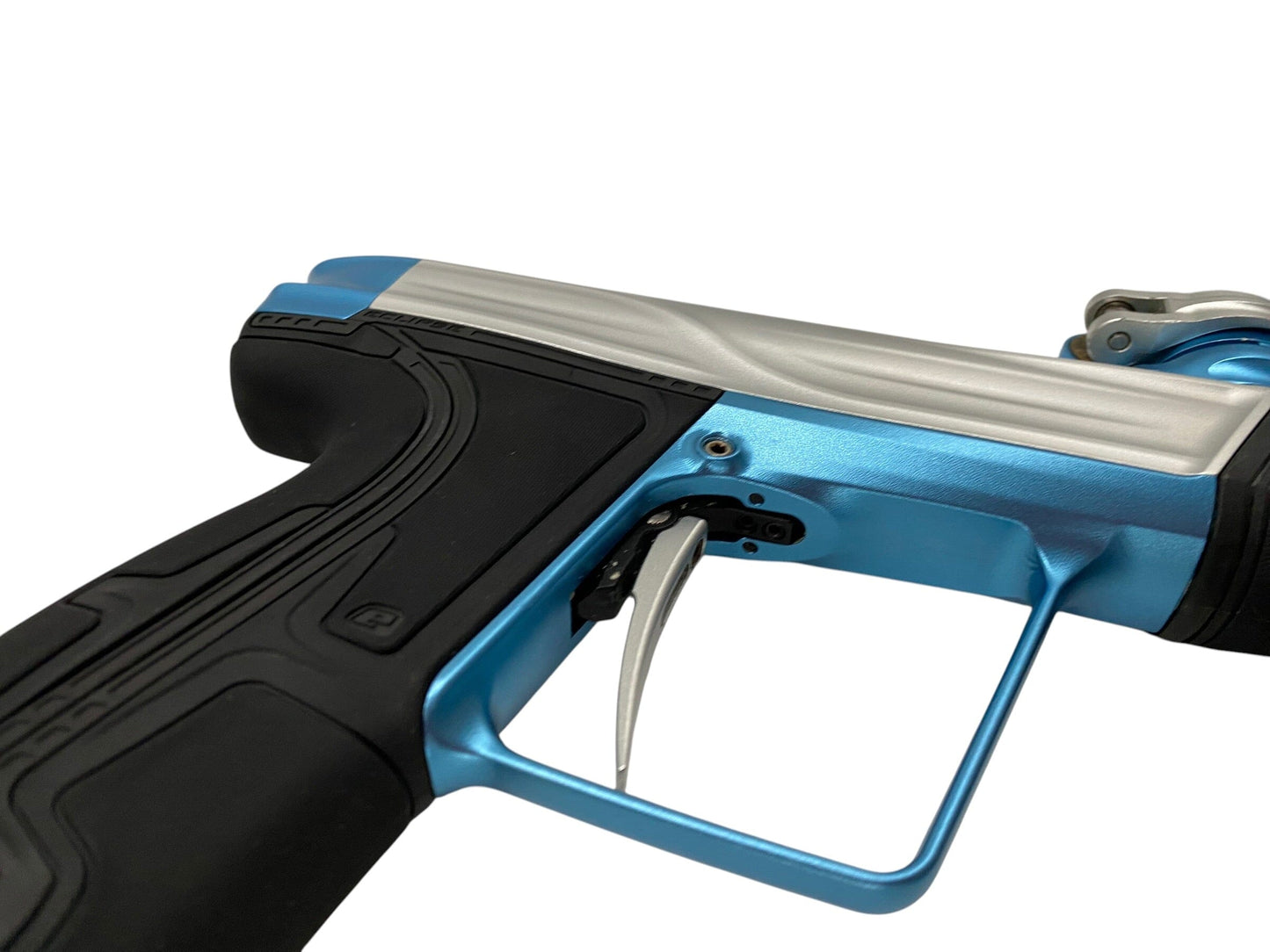 Used Planet Eclipse Geo R5 Silver/Electric Blue Paintball Gun Paintball Gun from CPXBrosPaintball Buy/Sell/Trade Paintball Markers, New Paintball Guns, Paintball Hoppers, Paintball Masks, and Hormesis Headbands
