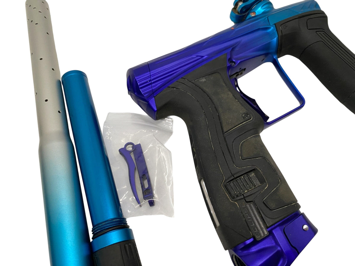 Used Planet Eclipse HK ARMY Invader CS2 Blue To Clear Fade Paintball Gun Paintball Gun from CPXBrosPaintball Buy/Sell/Trade Paintball Markers, New Paintball Guns, Paintball Hoppers, Paintball Masks, and Hormesis Headbands