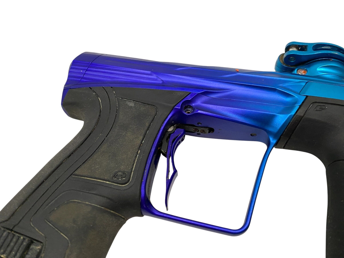 Used Planet Eclipse HK ARMY Invader CS2 Blue To Clear Fade Paintball Gun Paintball Gun from CPXBrosPaintball Buy/Sell/Trade Paintball Markers, New Paintball Guns, Paintball Hoppers, Paintball Masks, and Hormesis Headbands