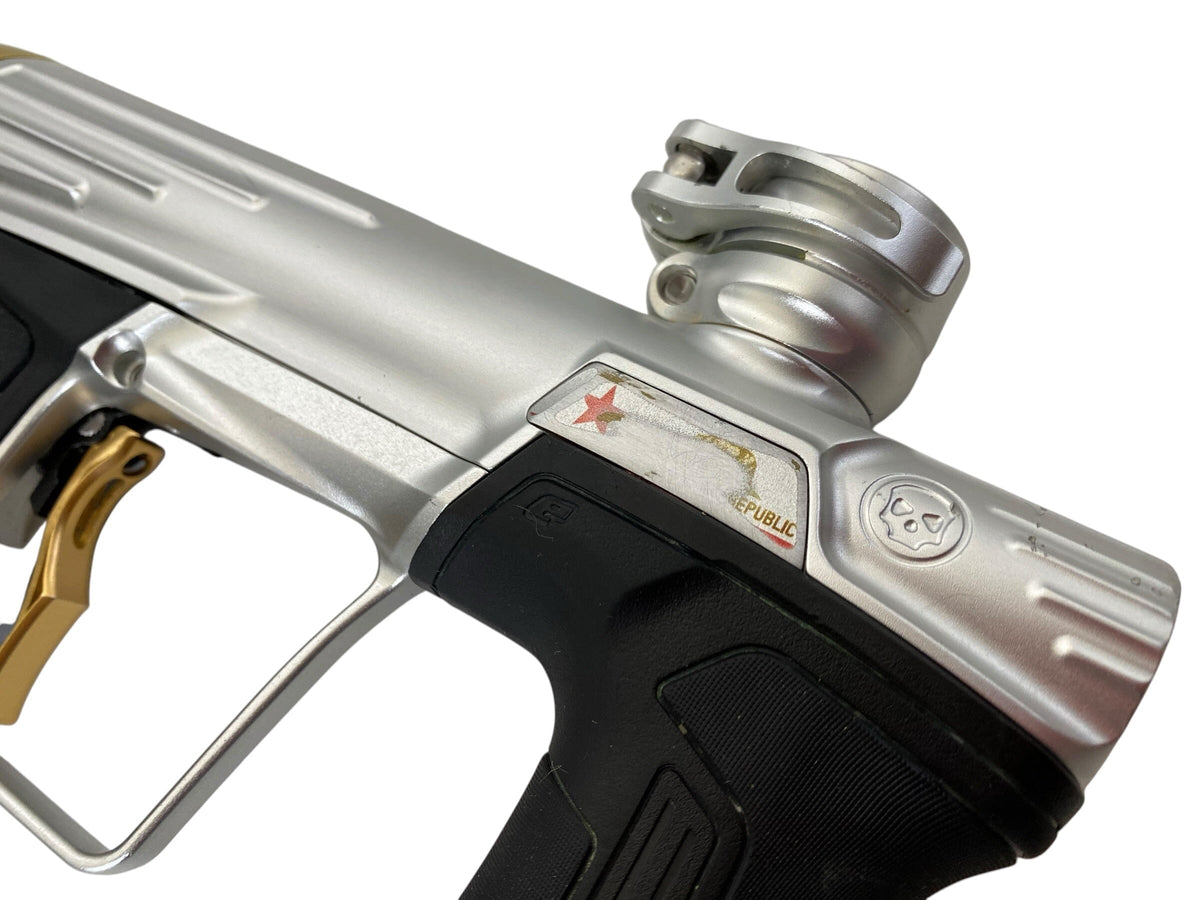 Used Planet Eclipse Infamous CS2 Silver/Gold Paintball Gun Paintball Gun from CPXBrosPaintball Buy/Sell/Trade Paintball Markers, New Paintball Guns, Paintball Hoppers, Paintball Masks, and Hormesis Headbands