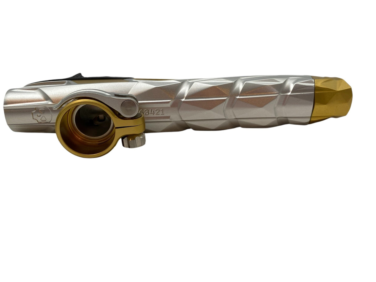 Used Planet Eclipse Infamous Diamond Skull CS3 Silver/Gold Paintball Gun Paintball Gun from CPXBrosPaintball Buy/Sell/Trade Paintball Markers, New Paintball Guns, Paintball Hoppers, Paintball Masks, and Hormesis Headbands
