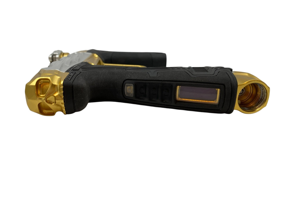 Used Planet Eclipse Infamous Diamond Skull CS3 Silver/Gold Paintball Gun Paintball Gun from CPXBrosPaintball Buy/Sell/Trade Paintball Markers, New Paintball Guns, Paintball Hoppers, Paintball Masks, and Hormesis Headbands