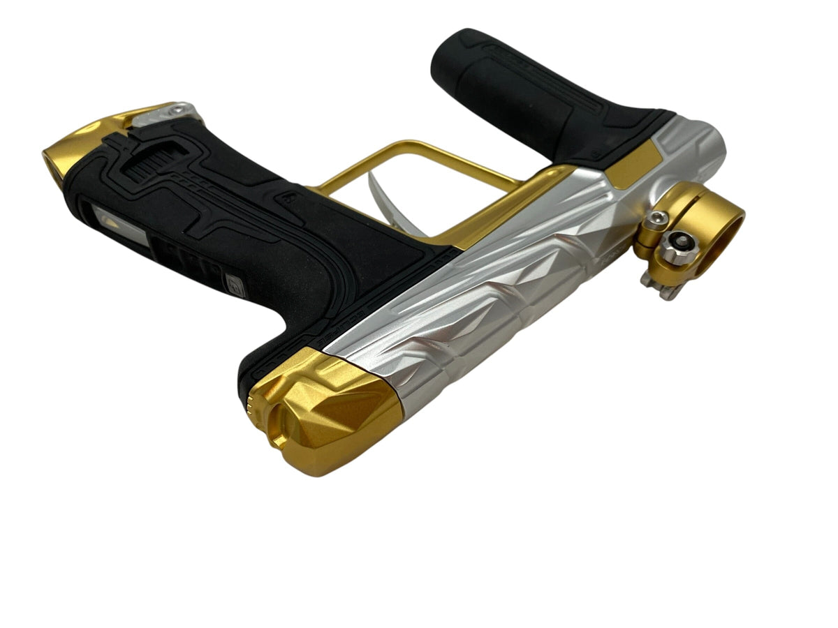Used Planet Eclipse Infamous Diamond Skull CS3 Silver/Gold Paintball Gun Paintball Gun from CPXBrosPaintball Buy/Sell/Trade Paintball Markers, New Paintball Guns, Paintball Hoppers, Paintball Masks, and Hormesis Headbands