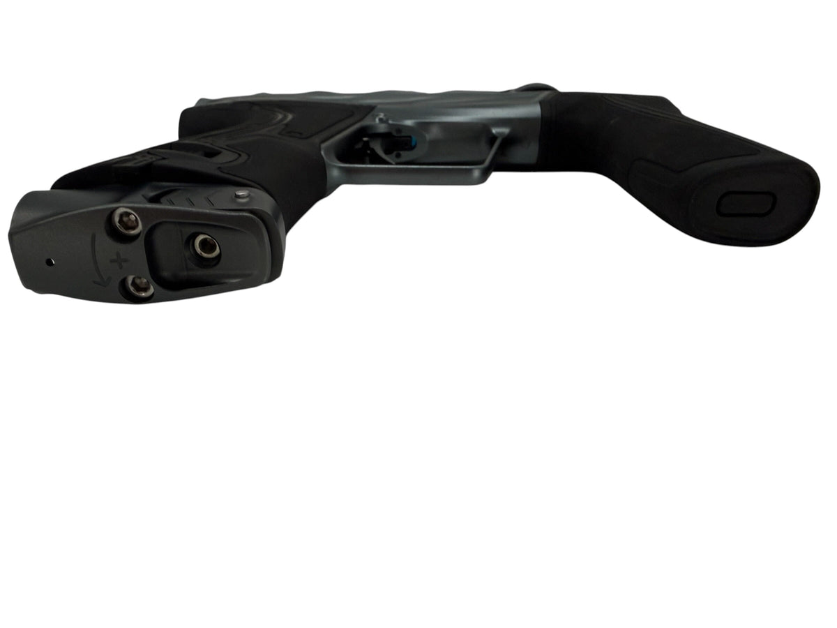 Used Planet Eclipse Infamous Diamond Skull Geo R5 Grey/Grey Paintball Gun Paintball Gun from CPXBrosPaintball Buy/Sell/Trade Paintball Markers, New Paintball Guns, Paintball Hoppers, Paintball Masks, and Hormesis Headbands