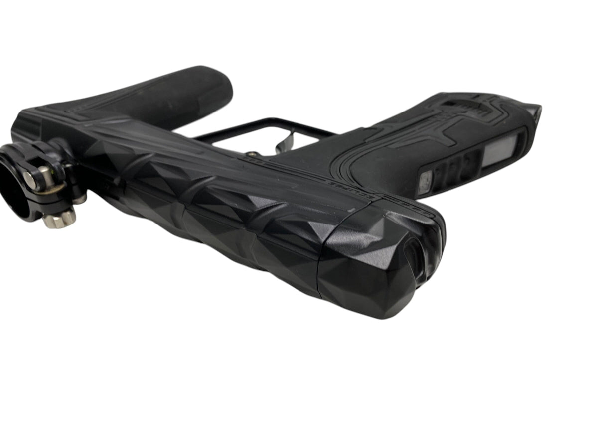 Used Planet Eclipse Infamous Diamond Skull Geo R5 Midnight Paintball Gun Paintball Gun from CPXBrosPaintball Buy/Sell/Trade Paintball Markers, New Paintball Guns, Paintball Hoppers, Paintball Masks, and Hormesis Headbands