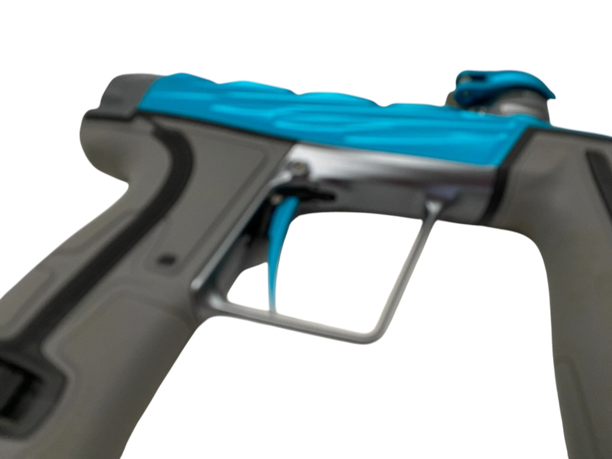 Used Planet Eclipse Infamous Diamond Skull Geo R5 Teal/Grey Paintball Gun Paintball Gun from CPXBrosPaintball Buy/Sell/Trade Paintball Markers, New Paintball Guns, Paintball Hoppers, Paintball Masks, and Hormesis Headbands