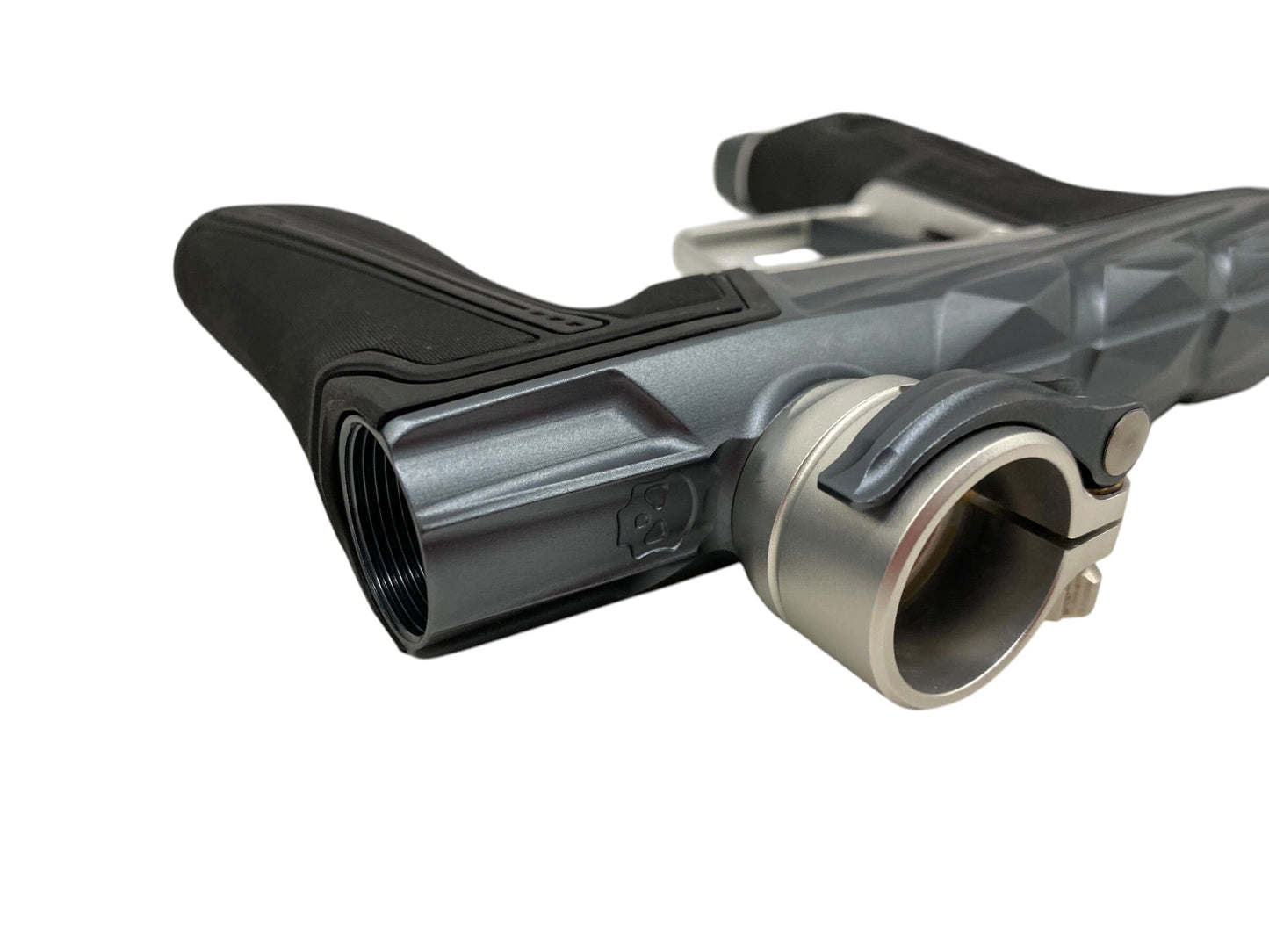 Used Planet Eclipse Infamous Geo R5 Grey/Silver Paintball Gun Paintball Gun from CPXBrosPaintball Buy/Sell/Trade Paintball Markers, New Paintball Guns, Paintball Hoppers, Paintball Masks, and Hormesis Headbands