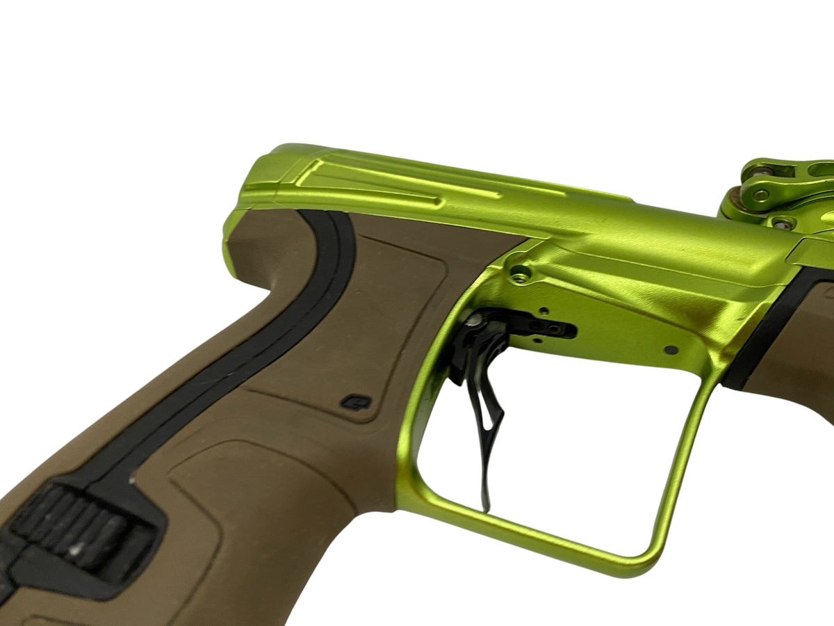 Used Planet Eclipse Infamous Skull CS2 Green/Green Paintball Gun Paintball Gun from CPXBrosPaintball Buy/Sell/Trade Paintball Markers, New Paintball Guns, Paintball Hoppers, Paintball Masks, and Hormesis Headbands