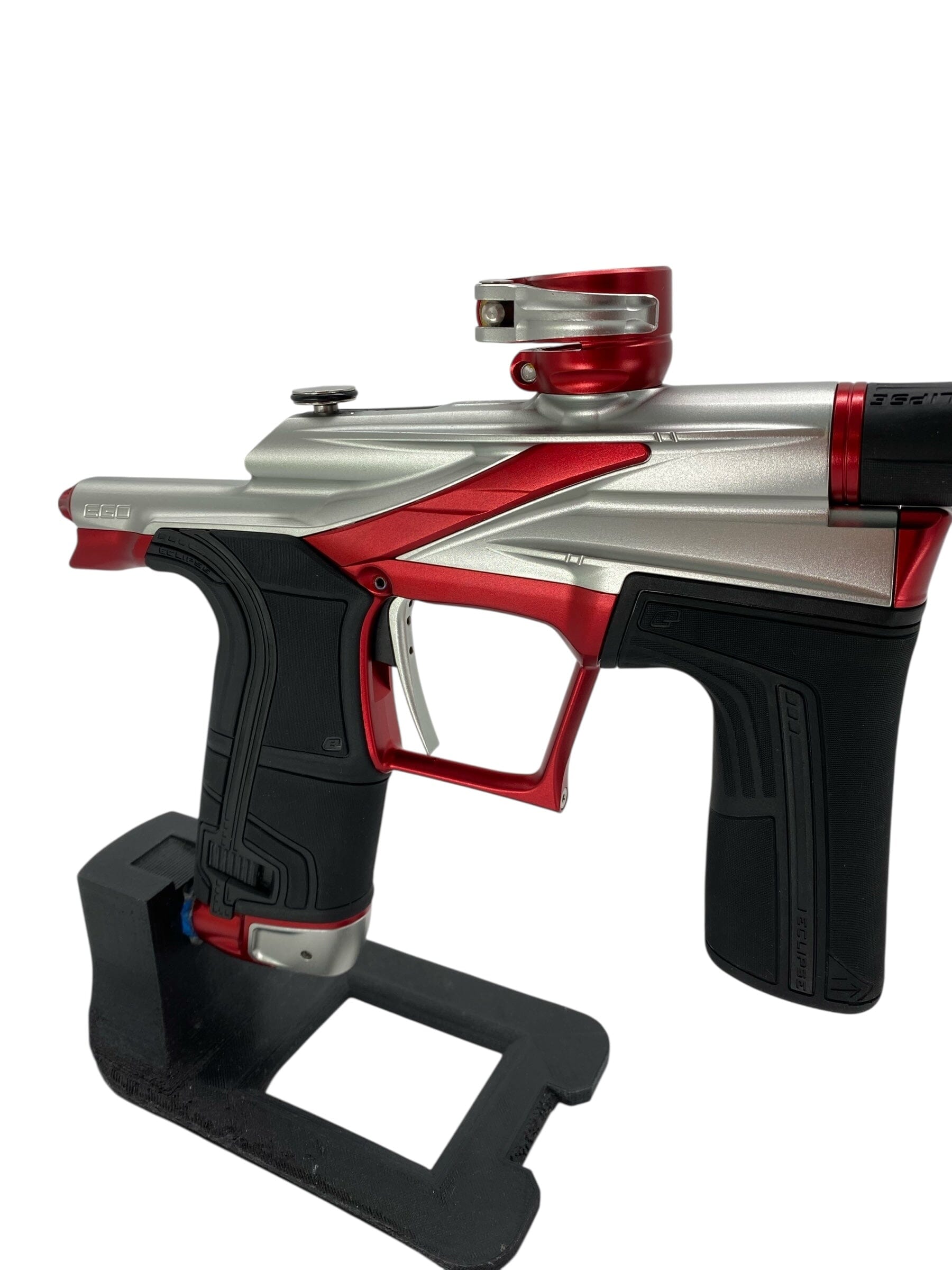 Used Planet Eclipse Lv2 Paintball Gun Silver/Red Paintball Gun from CPXBrosPaintball Buy/Sell/Trade Paintball Markers, New Paintball Guns, Paintball Hoppers, Paintball Masks, and Hormesis Headbands