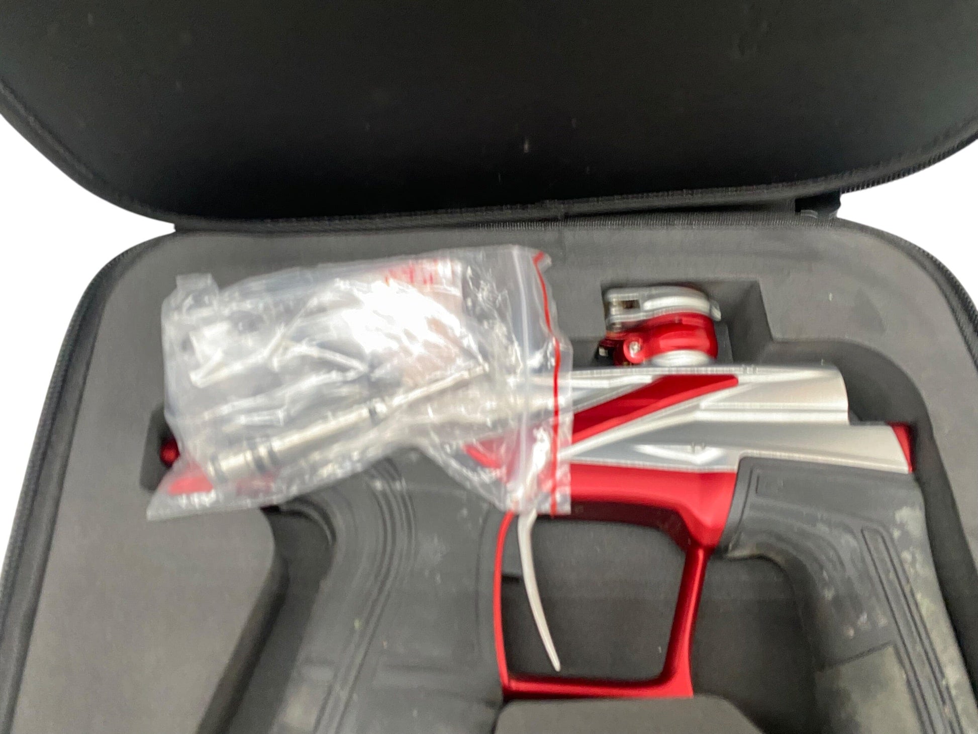 Used Planet Eclipse LV2 Silver/Red Paintball Gun Paintball Gun from CPXBrosPaintball Buy/Sell/Trade Paintball Markers, New Paintball Guns, Paintball Hoppers, Paintball Masks, and Hormesis Headbands