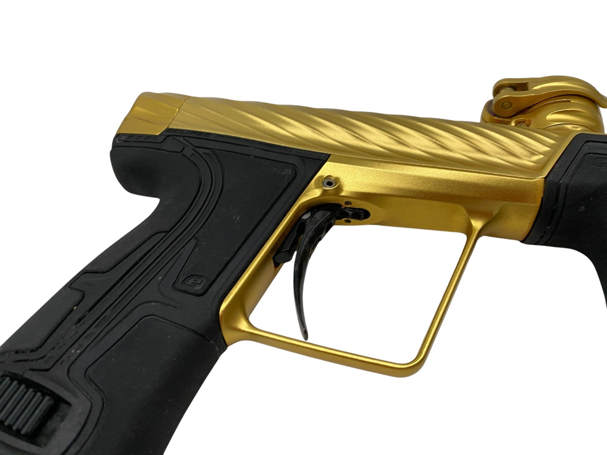Used Planet Eclipse TWISTER Geo R5 007 (Gold/Gold) Paintball Gun with Twister Bolt Paintball Gun from CPXBrosPaintball Buy/Sell/Trade Paintball Markers, New Paintball Guns, Paintball Hoppers, Paintball Masks, and Hormesis Headbands