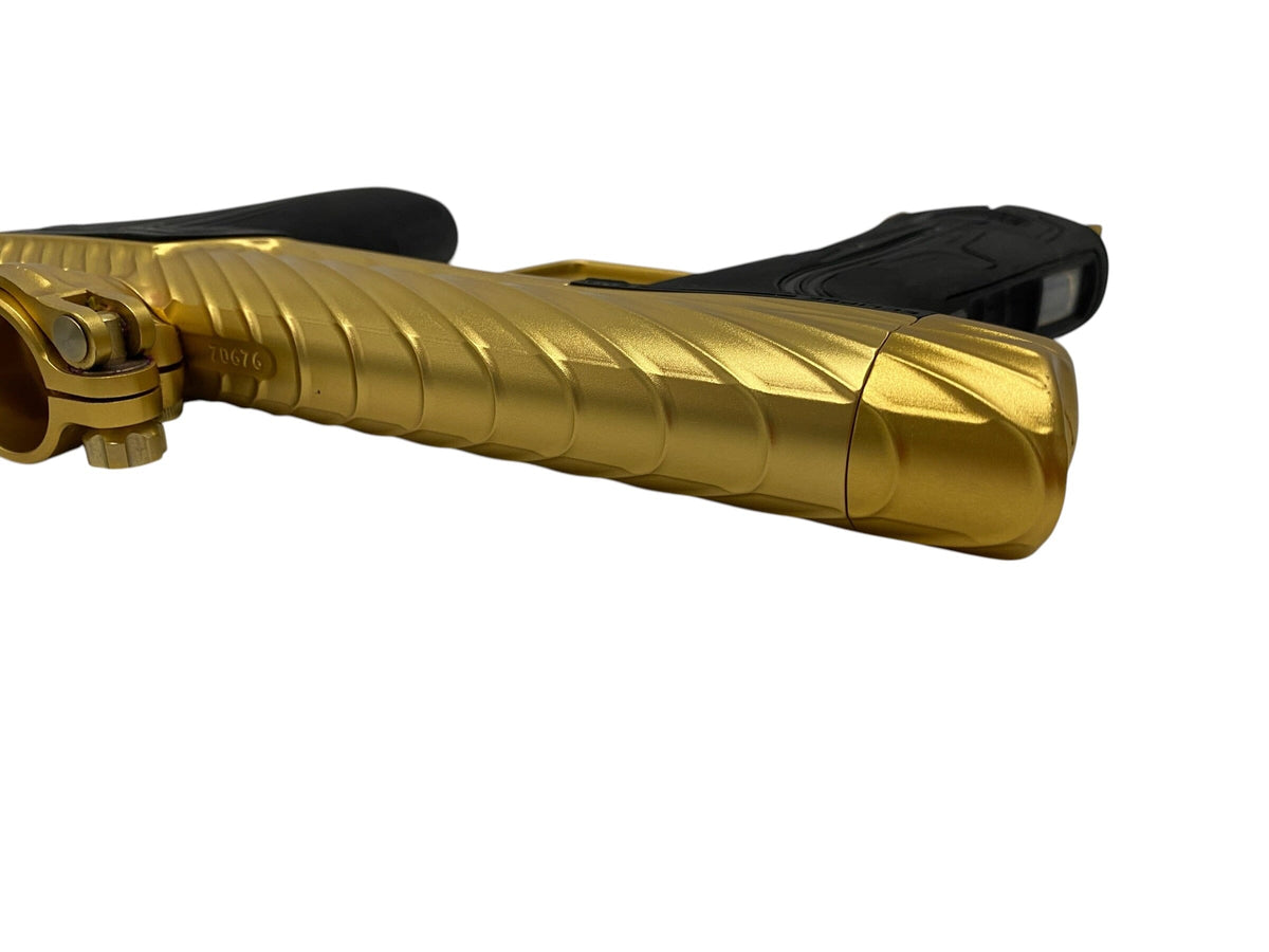 Used Planet Eclipse TWISTER Geo R5 007 (Gold/Gold) Paintball Gun with Twister Bolt Paintball Gun from CPXBrosPaintball Buy/Sell/Trade Paintball Markers, New Paintball Guns, Paintball Hoppers, Paintball Masks, and Hormesis Headbands