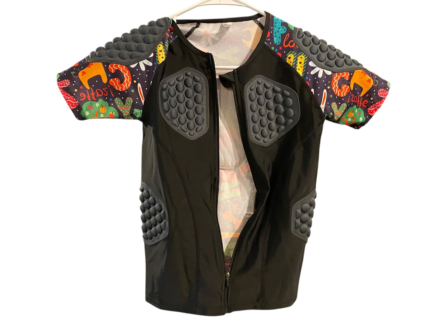 Used YOUTH Zippered Paintball Chest Protector : YOUTH XL Paintball Gun from CPXBrosPaintball Buy/Sell/Trade Paintball Markers, New Paintball Guns, Paintball Hoppers, Paintball Masks, and Hormesis Headbands