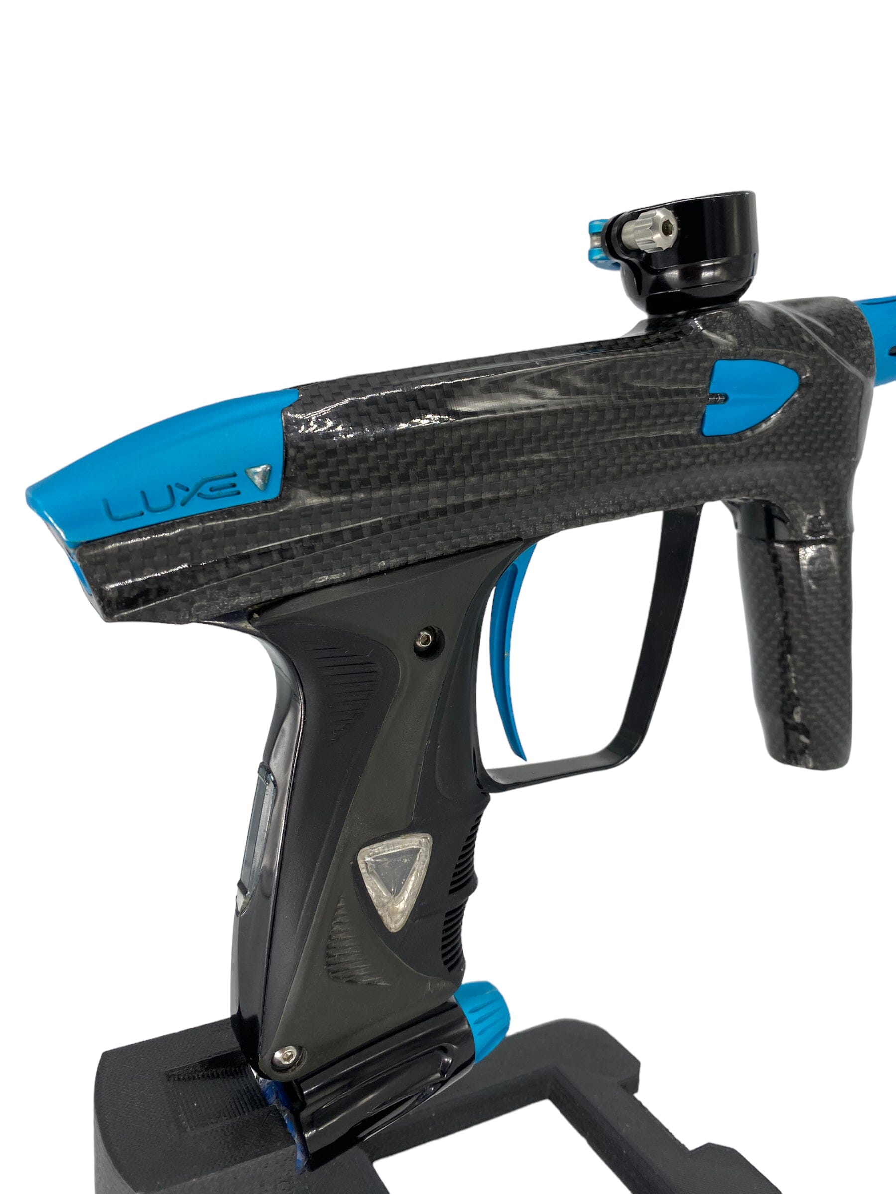 Used Dlx Luxe Oled Carbon Fiber Paintball Gun from CPXBrosPaintball Buy/Sell/Trade Paintball Markers, Paintball Hoppers, Paintball Masks, and Hormesis Headbands